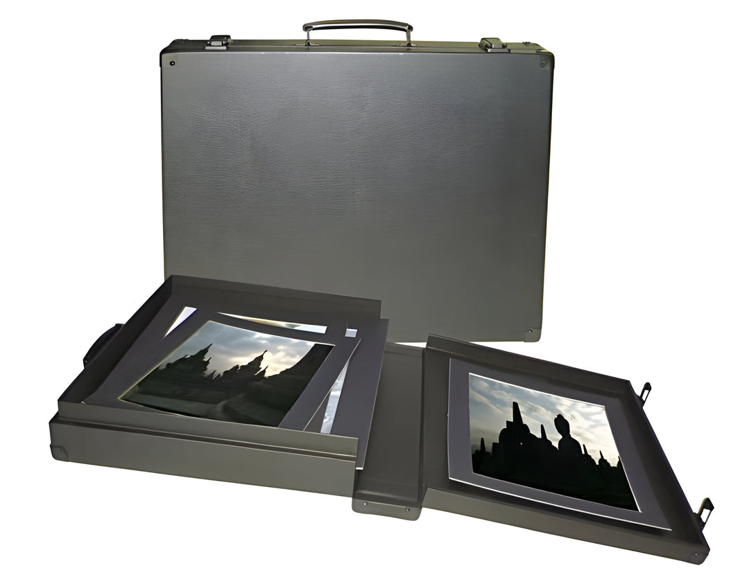 16"x20"x2.5" Hard Portfolio Case Portfolios and Art Cases